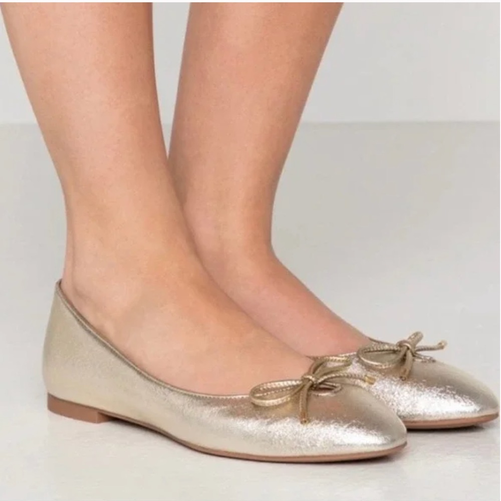 Stuart Weitzman Gabby Flats Gold Platino Ballet Leather Bows Classic NWT 7.5 - Picture 3 of 12